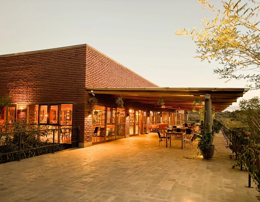 Suricata Boma Lodge